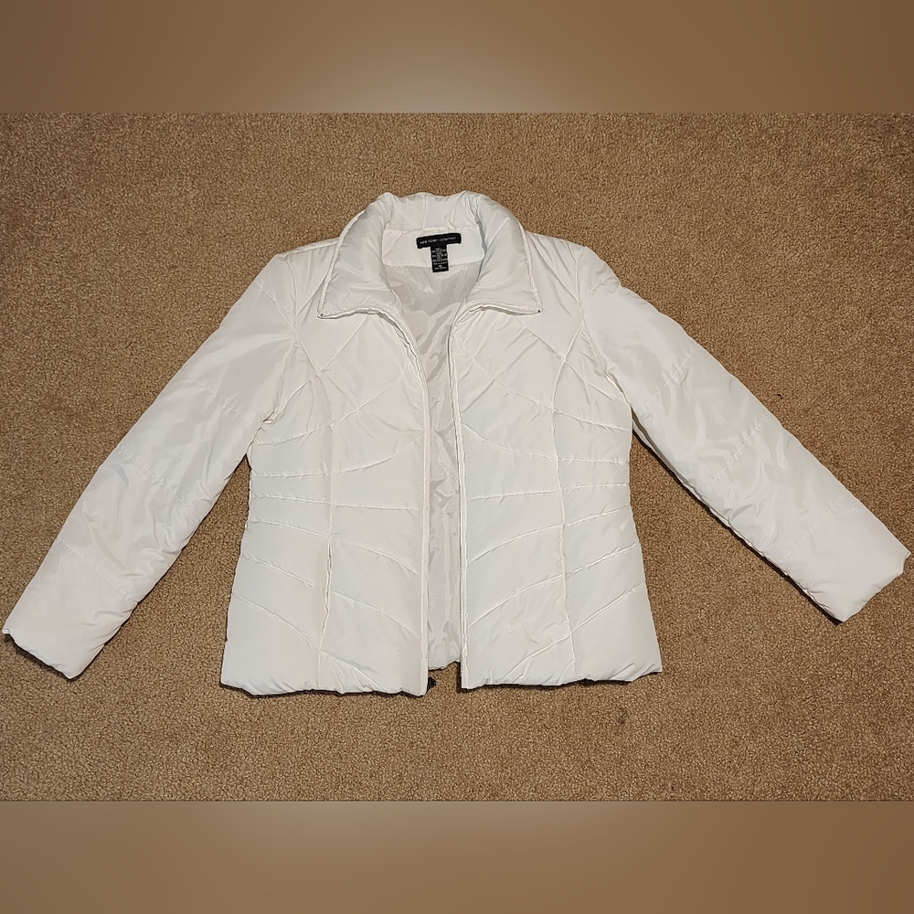 New York & Company White Puffer Jacket Size XL